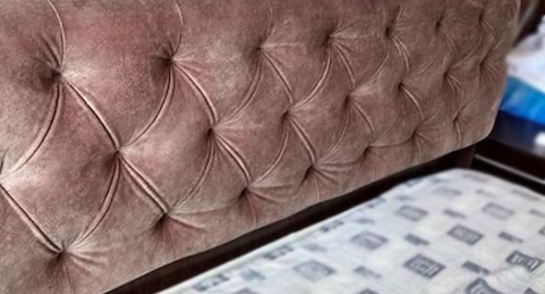 Перетяжка спинки кровати. Выставочный центр